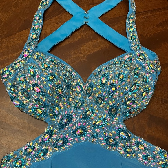 Elizabeth K - GL2144 Sweetheart Neckline Embroidery Gown Size Large NWT Prom - Picture 8 of 13